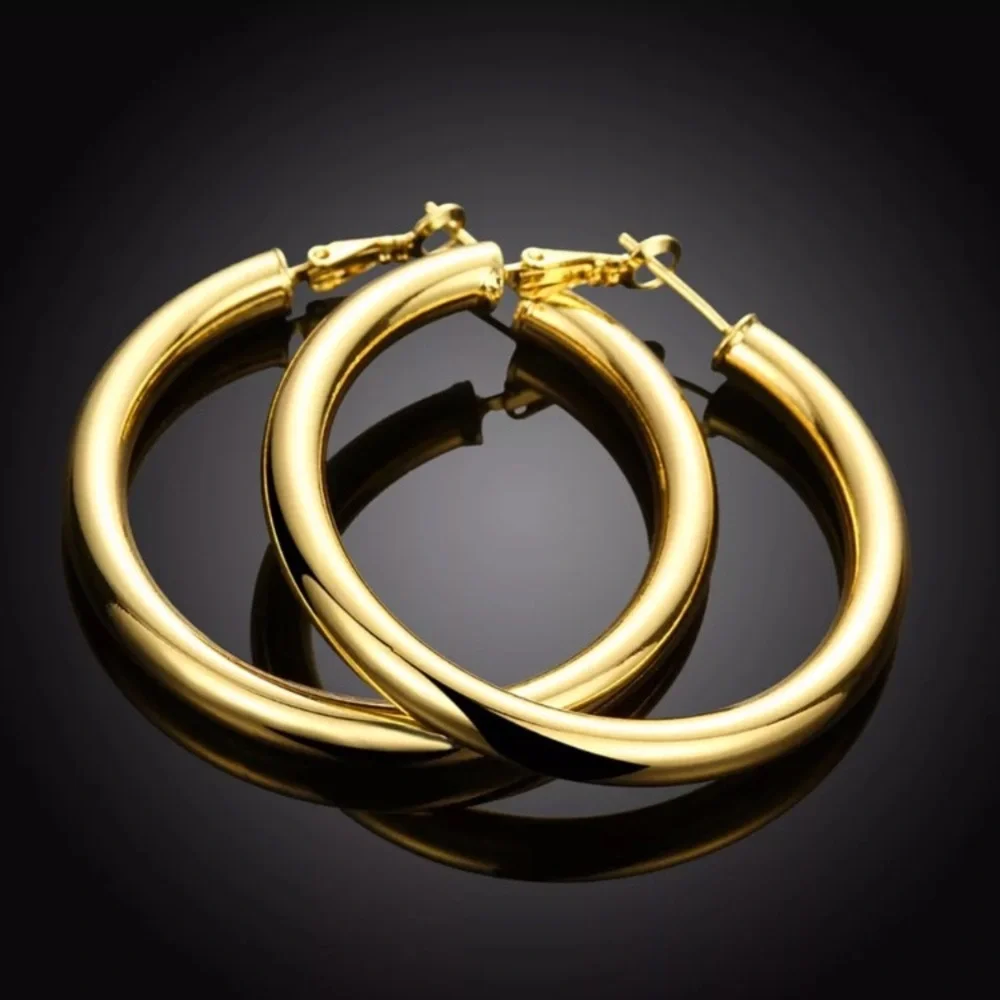 🌟 Gold Tone Big Hoop